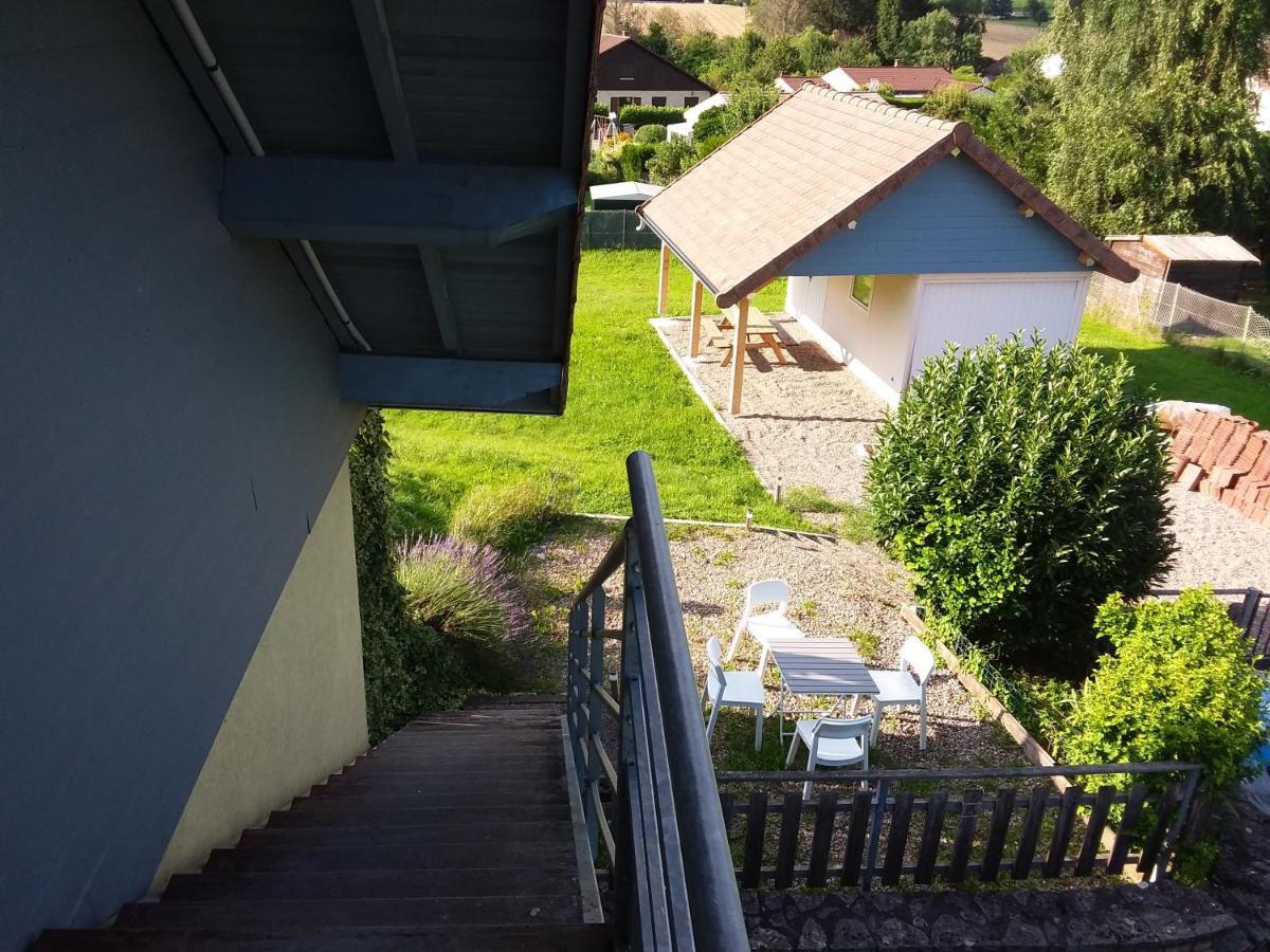 Appartement Lumineux, Calme Et Panoramique !! Pouligney-Lusans Buitenkant foto